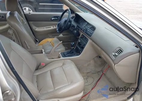 1996 Honda Accord Ex from USA, damaged, VIN 1HGCD5568TA181747